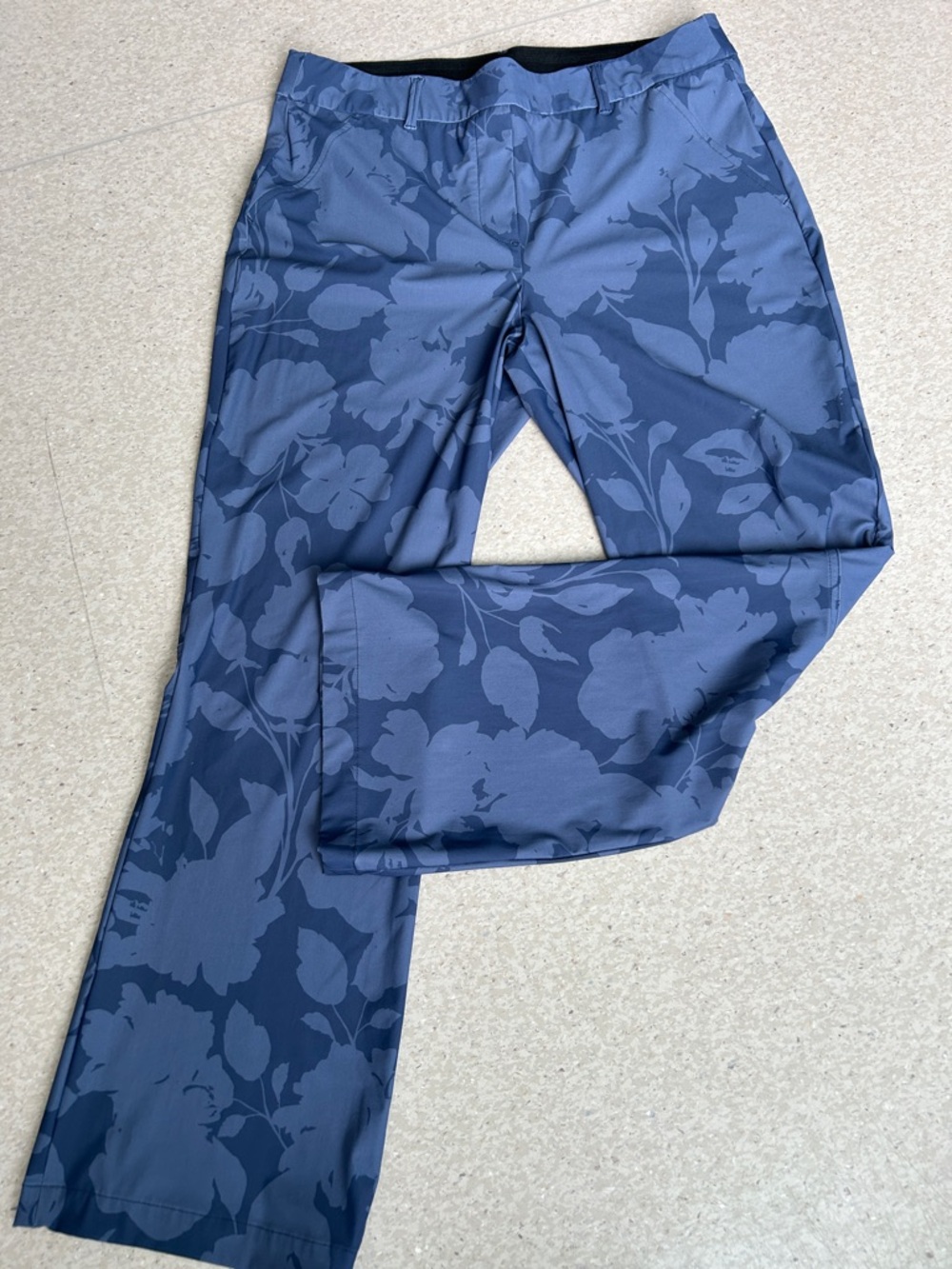 SPANX Light Blue Pants with Navy flower Detail size large